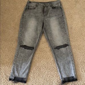 AE boyfriend jeans